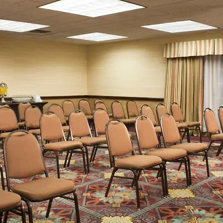 Embassy Suites By Hilton Flagstaff-3